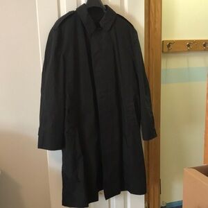Military Black Trench Coat, 40 R with lining.